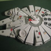 Plastic Lovin' Presents: The Millennium Freakin' Falcon from Lego!
